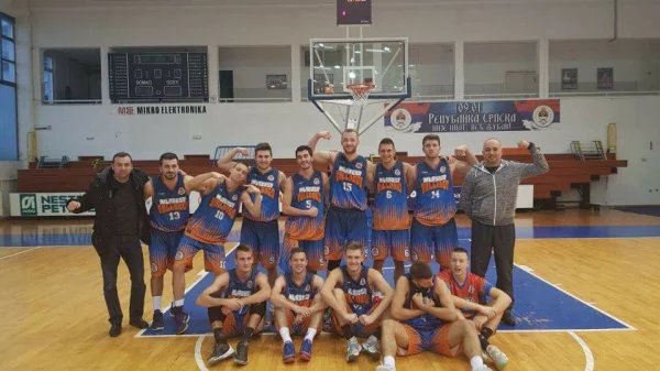 Mladost Bulldogs ne posustaje, Druga liga RS - Zapad