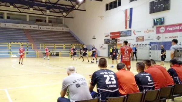 Borac bolji od Izviđača, Premijer liga BiH
