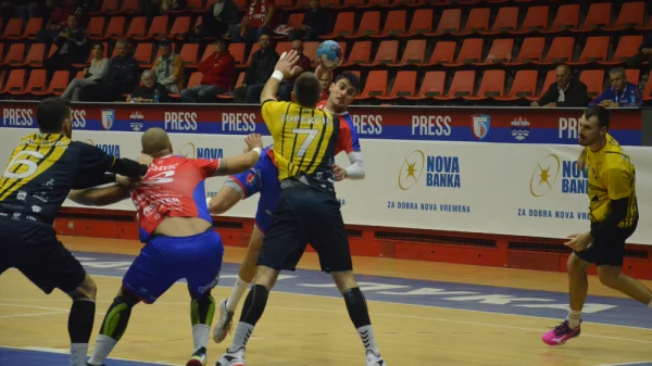 Borac lako sa Slogom, Premijer liga BiH