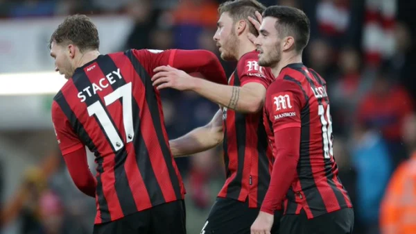 Pl: Kiksevi Arsenala i Čelsija, pobjeda Evertona na debiju Anćelotija, Engleska: Premier League