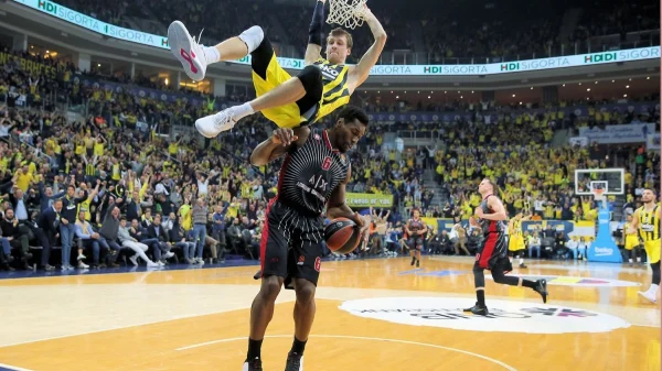 EL: Fener siguran protiv Armanija, Euroleague