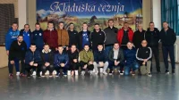Krajišnik upalio motore