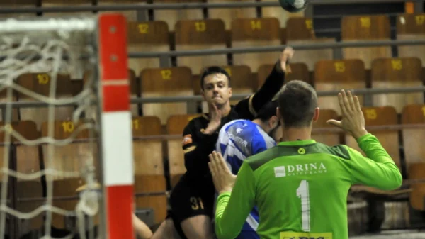 Lokomotiva zaribala u Tuzli, Premijer liga BiH