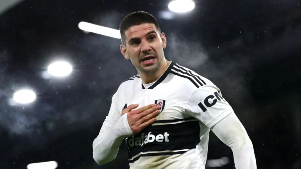 Nevjerovatni Mitrović sa dva gola odveo Fulam do pobjede, Runi i dalje sanja čudo, Engleska: Championship