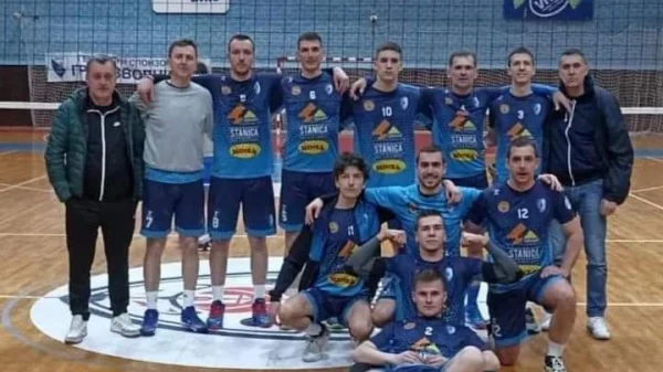 Majstorica u Gacku, Prva liga - Play off