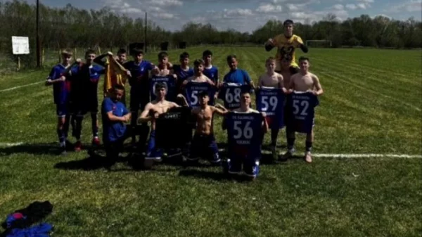 Tandem Mahovkić–Klapić u finišu srušio neporaženu Slobodu – Radnički slavio u derbiju kola, Kvalitetna liga NS TK pioniri