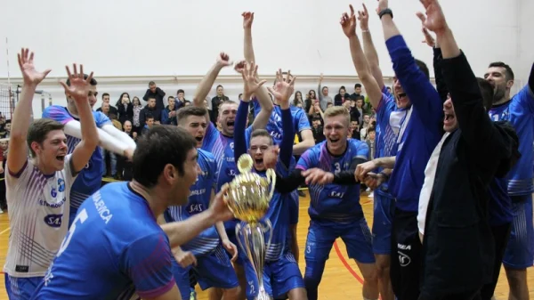 Titula u Loparama, Prva liga RS-Play off